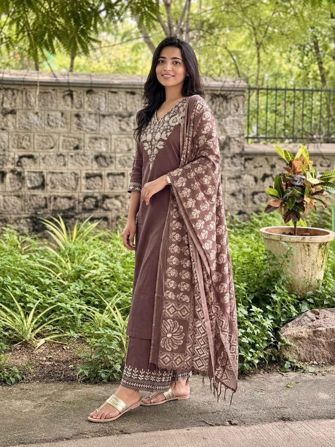 ZYFA Chocolate Brown Ethnic Kurta Set for Women
