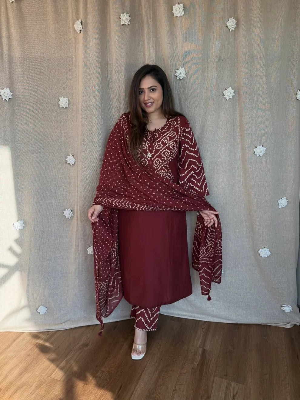 Zyfa Women’s Maroon Bandhani Printed Cotton Kurta Pant Set with Dupatta