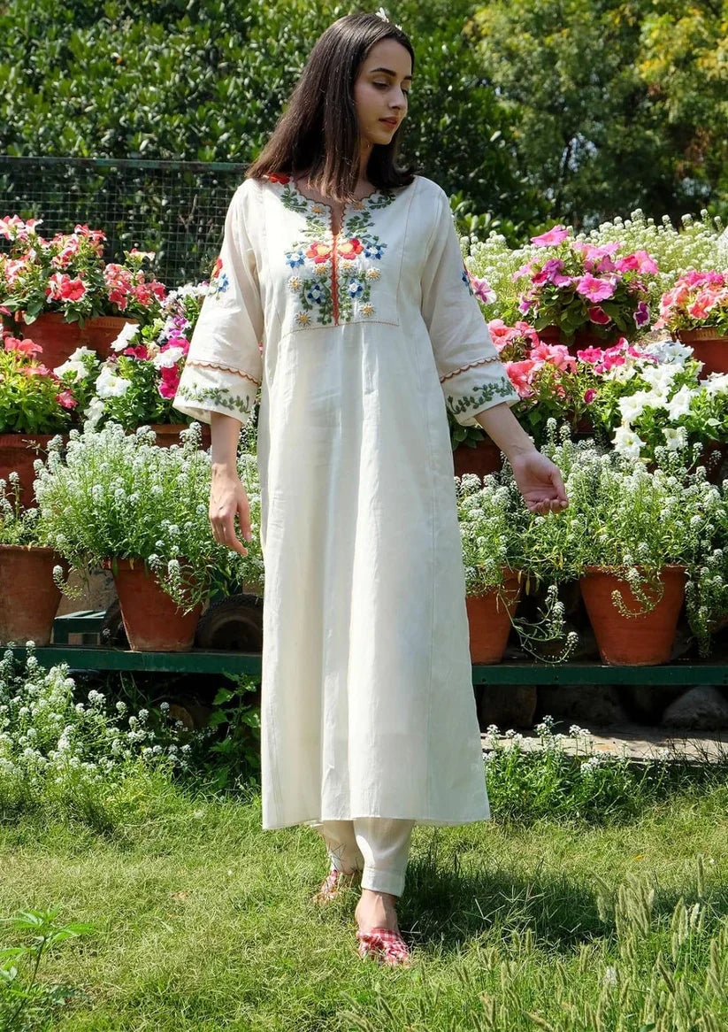 ZYFA Off-White Elegance – Embroidered Pure Cotton Kurta Pant Set for Women