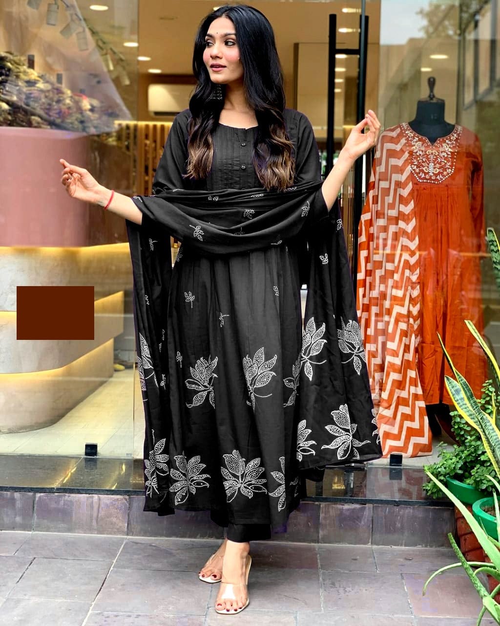 ZYFA Premium Black Floral Printed Cotton Kurta Set for Women