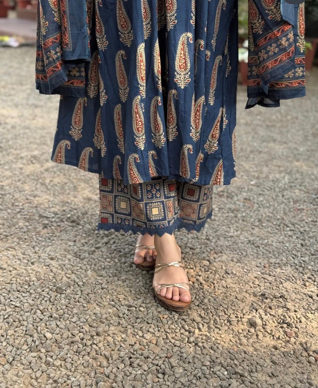 ZYFA Elegant Navy Blue Kurta Palazzo Set with Printed Dupatta for Women
