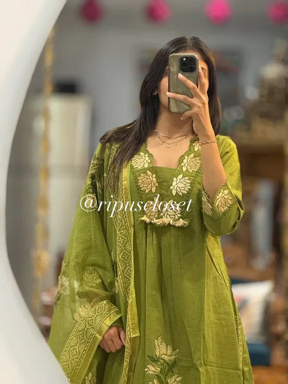 ZYFA Green Floral Embroidered Cotton Kurta Set with Dupatta for Women