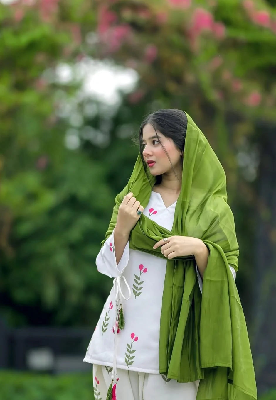 ZYFA White Floral Printed Kurta Pant Set with Green Dupatta for Women