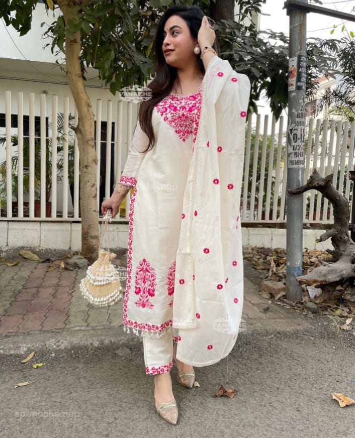 ZYFA Women’s White Cotton Kurta Pant Set with Pink Kashmiri Embroidery